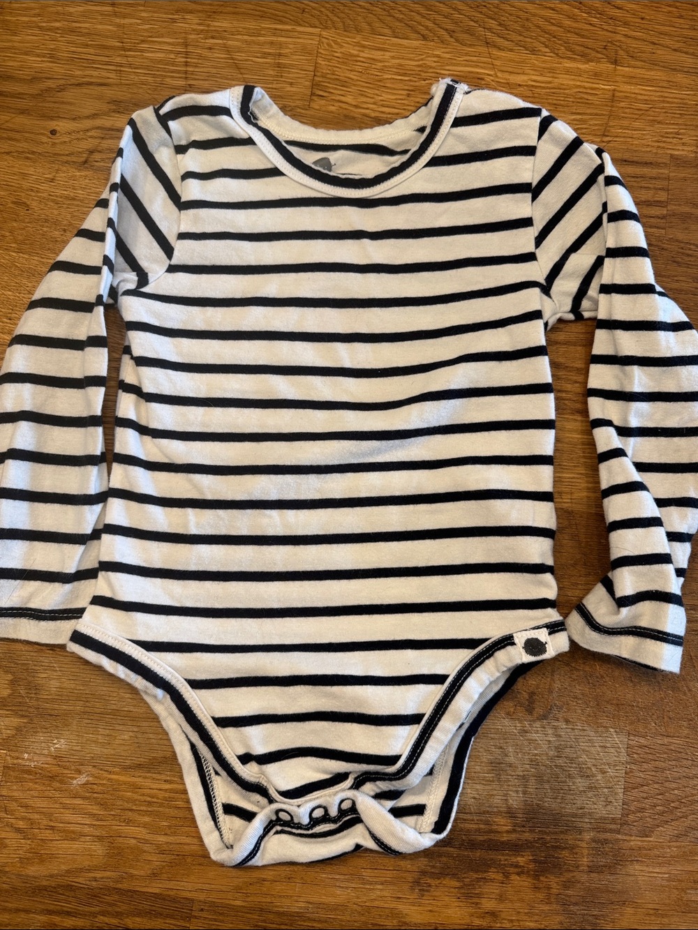Little Earth White & Black Striped Long-Sleeve Baby Bodysuit